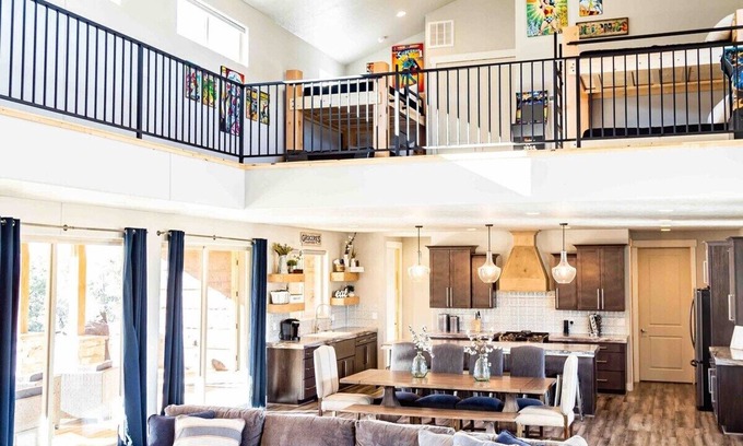 Orderville Cabin | Daybreak Mountain Home @ East Zion & Bryce