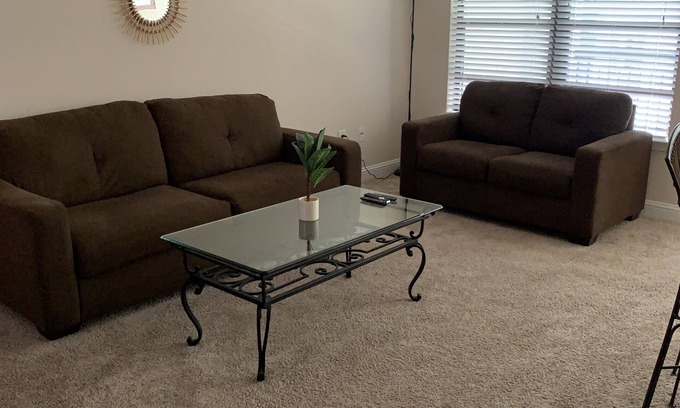 Houston Apartment | DAYCATION! Book Now!
