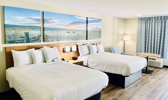 Burleson Hotel | Days Inn by Wyndham Burleson Ft. Worth