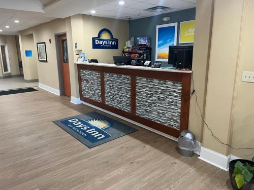 Cedartown Hotel | Days-Inn by Wyndham Cedartown