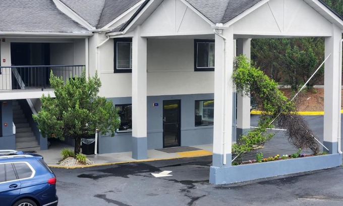 Dahlonega Hotel | Days Inn by Wyndham Dahlonega University Area