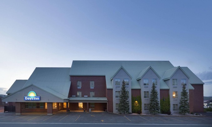 Dalhousie Hotel | Days Inn by Wyndham Dalhousie