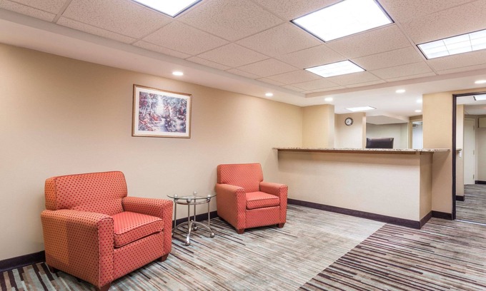 Dumfries Hotel | Days Inn by Wyndham Dumfries Quantico