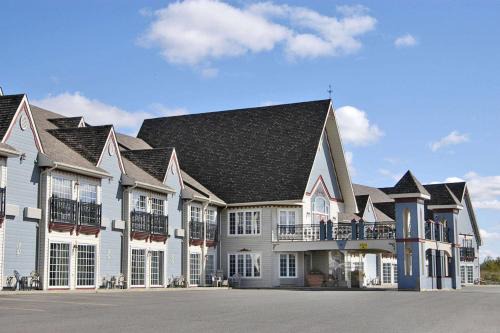 Saint-Basile Hotel | Days Inn by Wyndham Edmundston