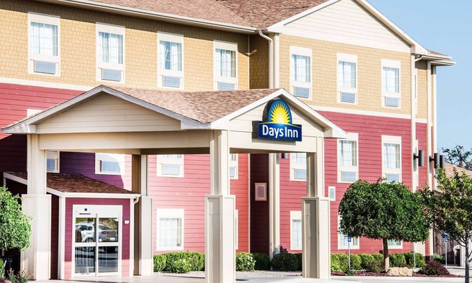 Ellis Hotel | Days Inn by Wyndham Ellis