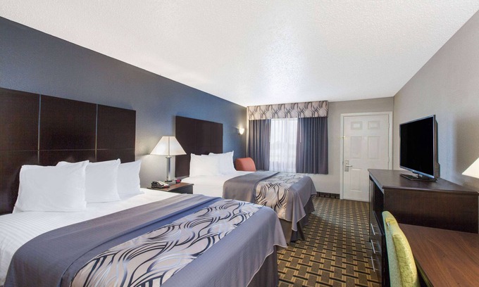 Ennis Hotel | Days Inn by Wyndham Ennis