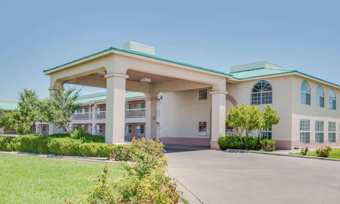 Fort Stockton Hotel | Days Inn by Wyndham Fort Stockton