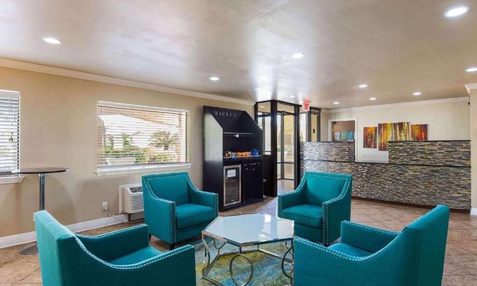 Foley Hotel | Days Inn by Wyndham Foley