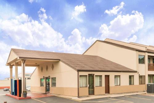 Hannibal Hotel | Days Inn by Wyndham Hannibal