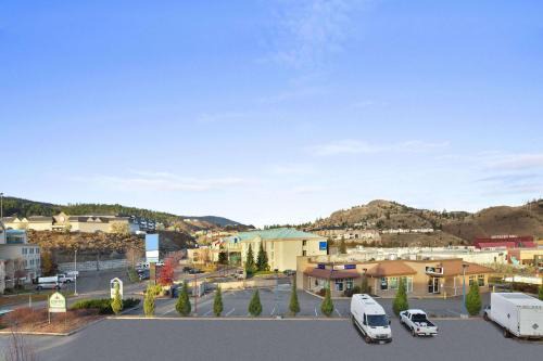 Kamloops Hotel | Days Inn by Wyndham Kamloops BC