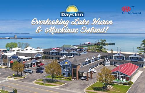 Mackinaw City Hotel | Days Inn by Wyndham Mackinaw City - Lakeview