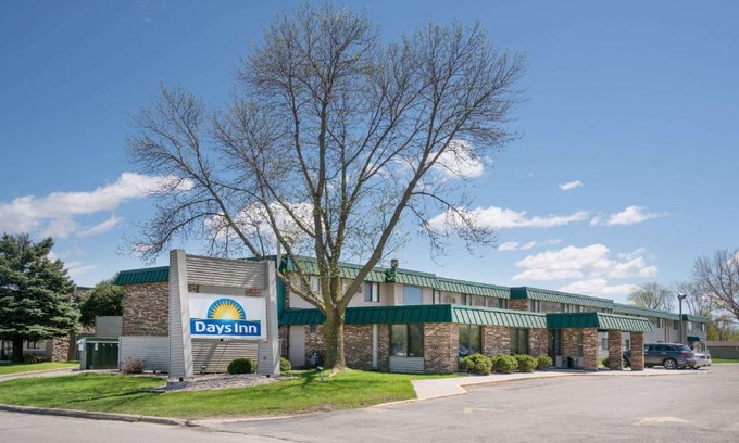 Mason City Hotel | Days Inn by Wyndham Mason City