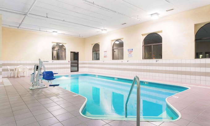 Mount Vernon Hotel | Days Inn by Wyndham Mount Vernon