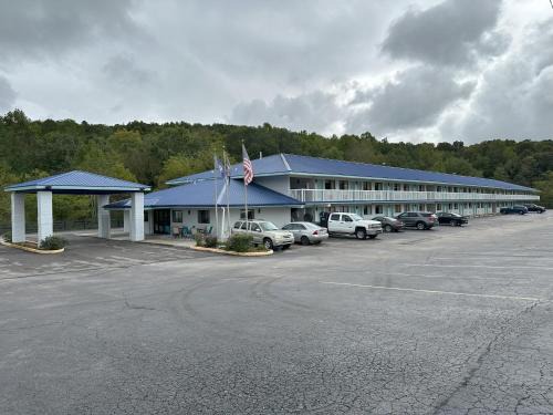Mount Vernon Hotel | Days Inn by Wyndham Renfro Valley Mount Vernon
