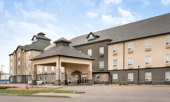 Regina Hotel | Days Inn by Wyndham Regina