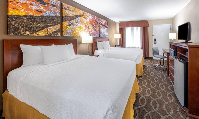 St. Robert Hotel | Days Inn by Wyndham St. Robert Waynesville/Ft. Leonard Wood