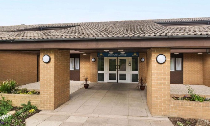 Wonston Hotel | Days Inn Sutton Scotney South