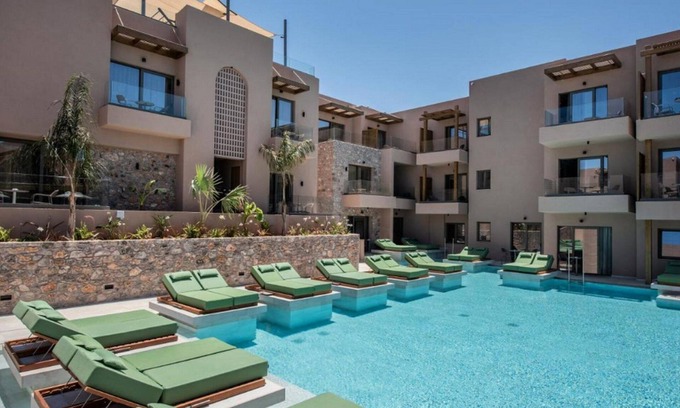 Analipsi Villa | Dazzling Chersonisos Suite | Valtos Suite | Deluxe Bedroom | Adults Only |.