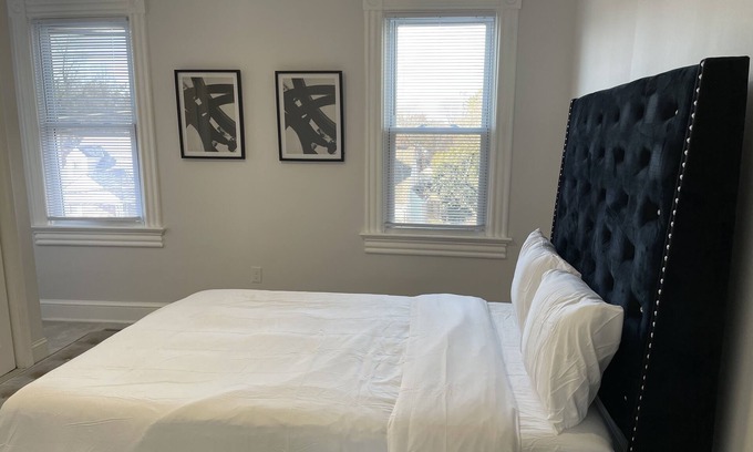 University Park House | DC Burb Home on the Hill. Walking distance to metro, shopping & tons of eateries