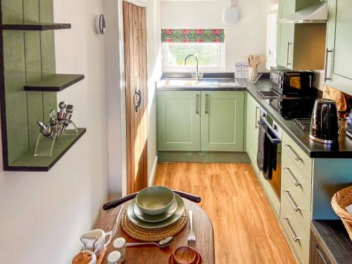 Rhyl House | Ddwylig Bach - Uk48623