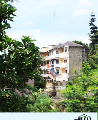 Setiabudi Hotel | De Hill Villa