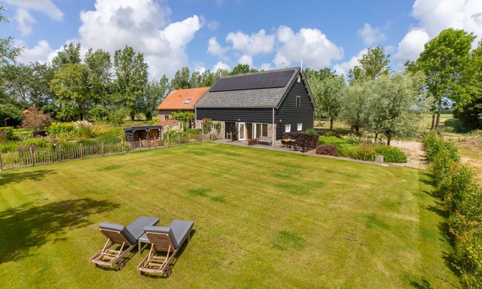 Grijpskerke House | De kleine Pionier by Interhome
