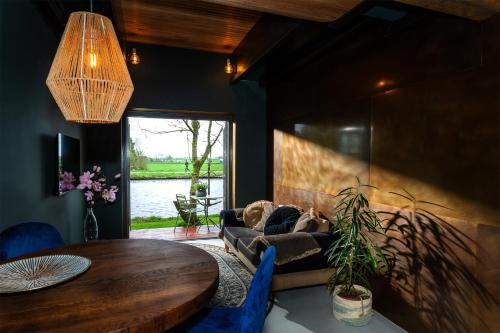 Watergang Bed & Breakfast | De koperslager