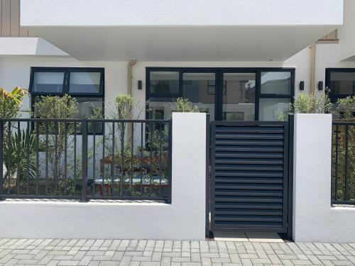 Orewa Apartment | De la Plage Residences