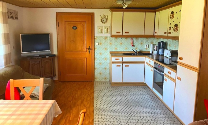 Neukirchen Beim Heiligen Blut Apartment | Vacation apartment with large balcony