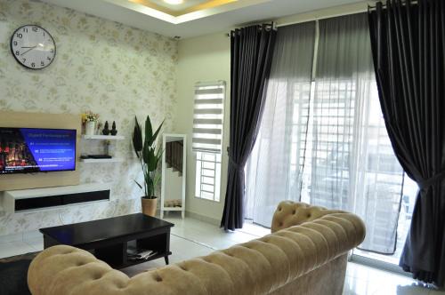 Lumut Resort | De’ Nuhir Homestay Teluk Senangin