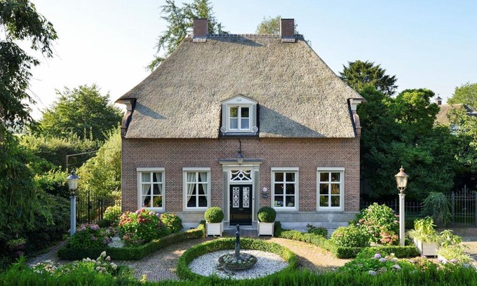 Macharen Bed & Breakfast | De Oude Pastorie Macharen