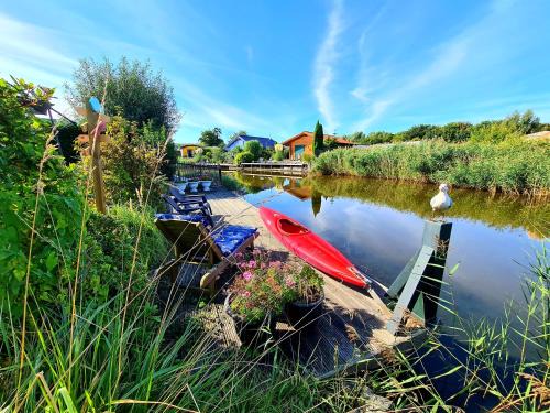 Sint-Annaland Ski Chalet | De Parel van Zeeland met jacuzzi en sauna