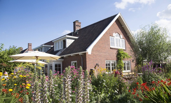 Nieuwveen Bed & Breakfast | De Sfeerstal