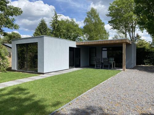 Garderen House | De Veluwse houtduif