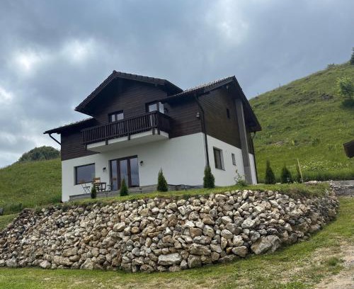 Sirnea House | Dealul Craiului