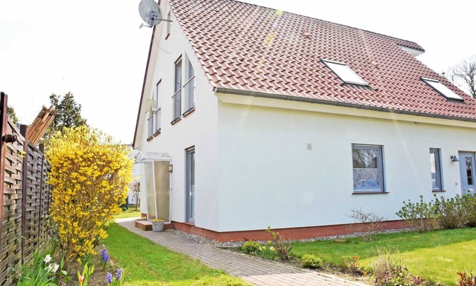 Altefaehr Apartment | DEB 041 Ferienwohnung am Kurpark Altefähr