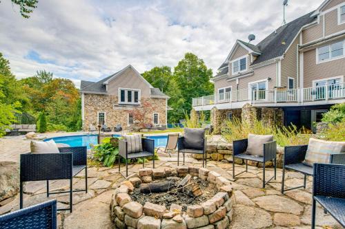 Belmont House | Deck For Entertaining Belmont Group Getaway