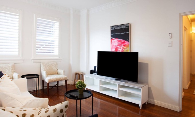 Bellevue Hill Apartment | Deco Amour, Bellevue Hill Isyd
