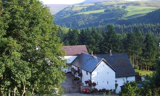 Glyn-Dyfrdwy Cottage | Dee Valley Cottages