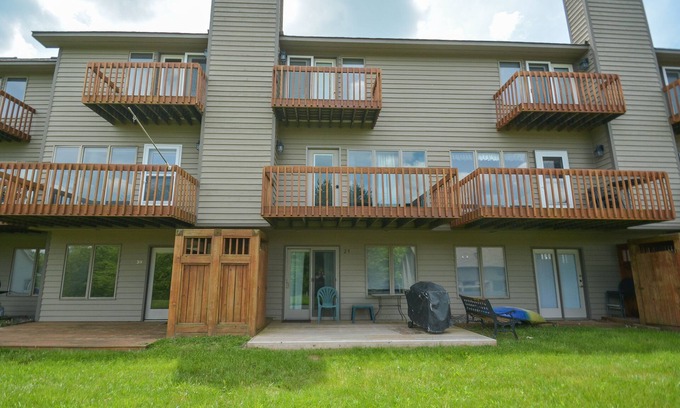 McHenry House | Deep Creek Village 29 | Walk to Wisp Resort