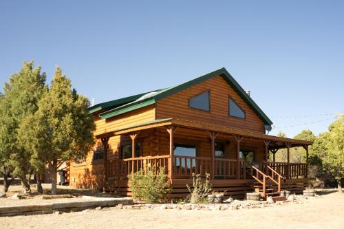 Alpine Village House | Deer Creek Escape