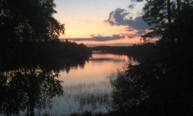 Grand Rapids House | Deer Lake, Privacy on the Water! Sunrises, Sunsets, and Northern Lights!