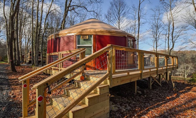 Crellin RV Rental | Deer Pass – Luxury Glamping Yurt Near Deep CreekMd