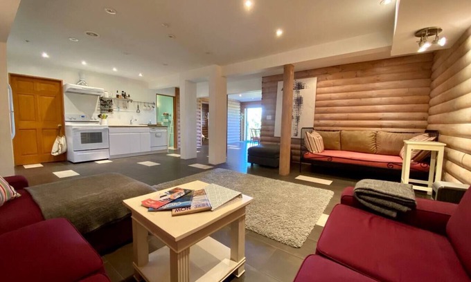Central Okanagan Apartment | Deer Suite 2-4 guests