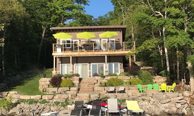 Deer Bay Cottage | DeerBay Sunset Waterfront Cottage, HotTub, Firepit, clear deep water swimming