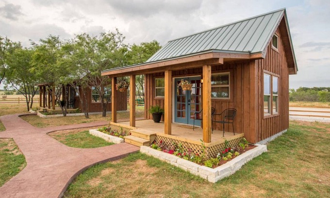 Lacy-Lakeview Cabin | Deerfield Countryside Tiny Cabin #2 - 10min to Silos at Magnolia