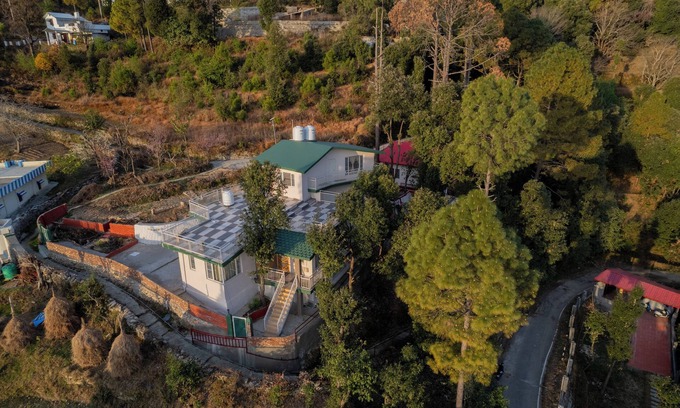 Tehri Cottage | DeerWood Cottages - Serene 3 BHK cottage near Kanatal & New Tehri in Uttarakhand