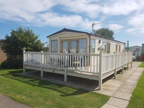 Ingoldmells House | Dees Caravan Lettings Kingfisher Elm 481