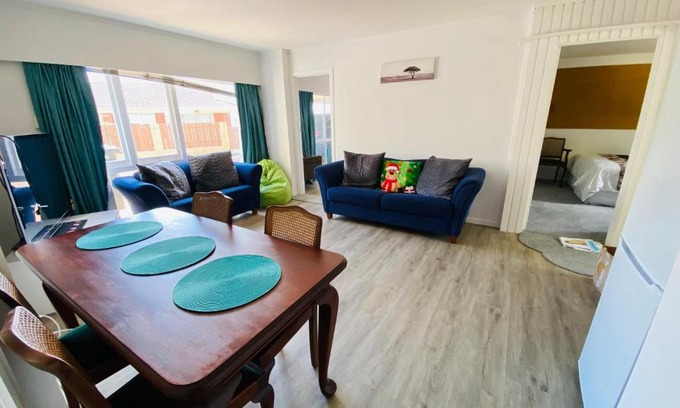 Mount Roskill House | Delight at Golf