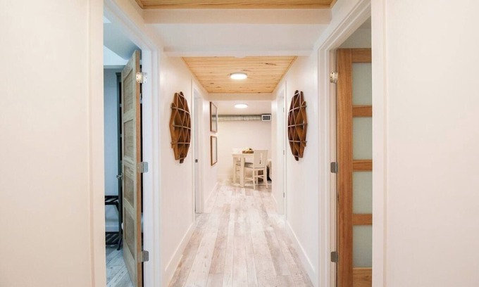 Downtown Condo | Delightful 2BR Downtown Sarasota - The White Pearl